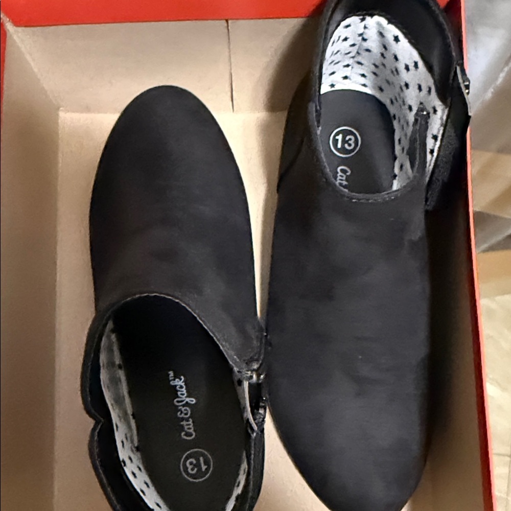Cat & Jack Black Kids Boots - Picture 3 of 4